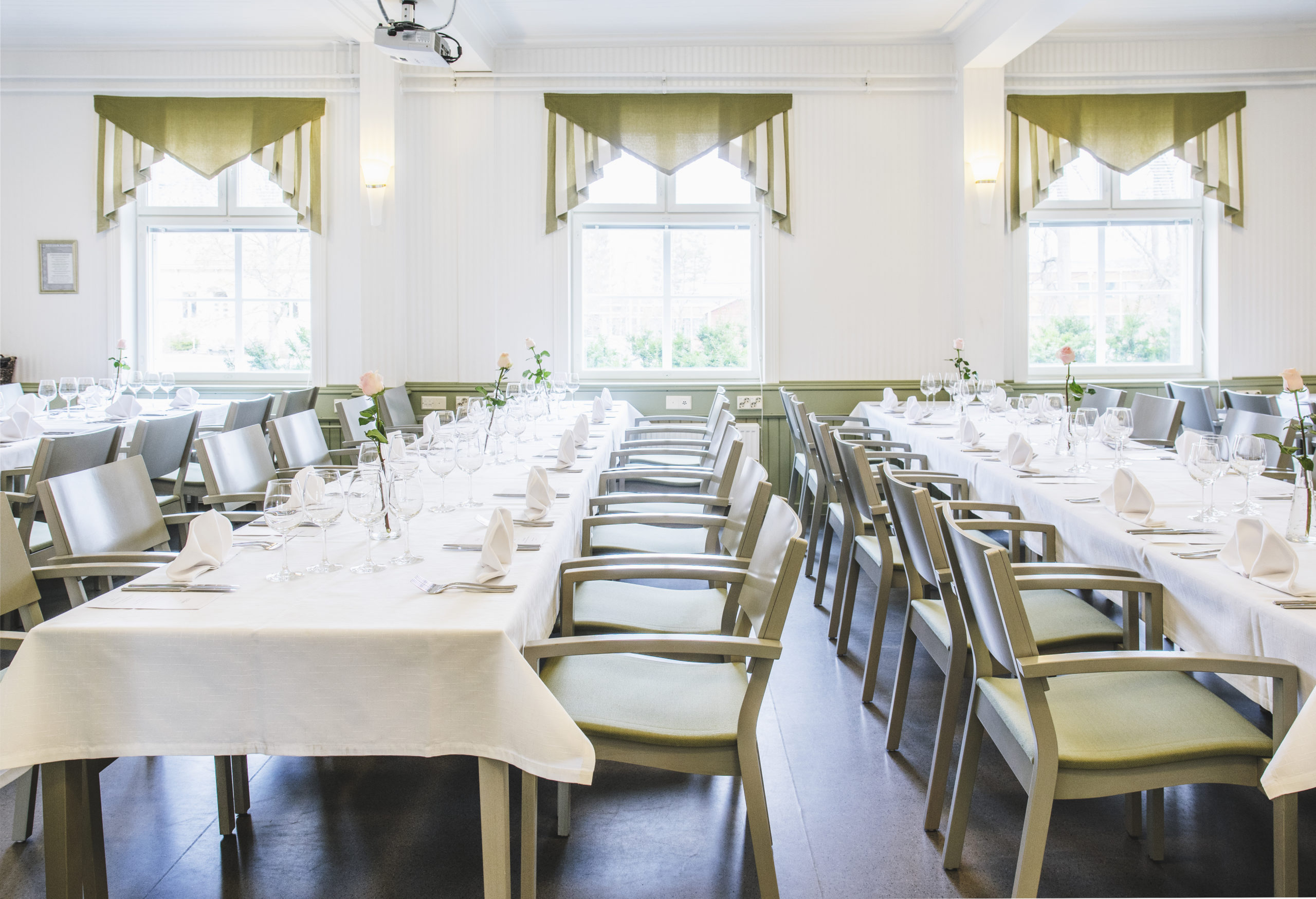 Juhlatila juhlakattauksessa.